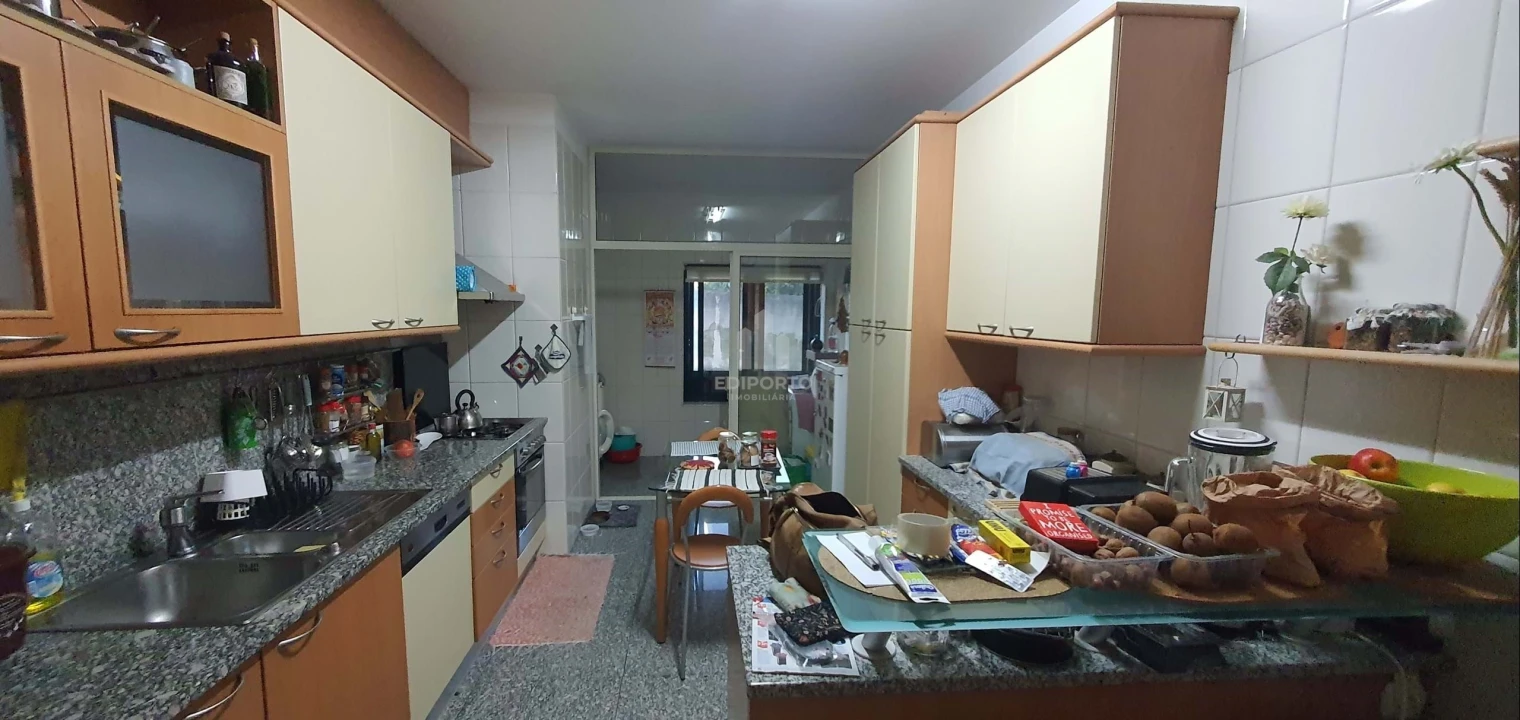 Apartamento T3 para Venda em Santa Marinha e São Pedro da Afurada Foto 8