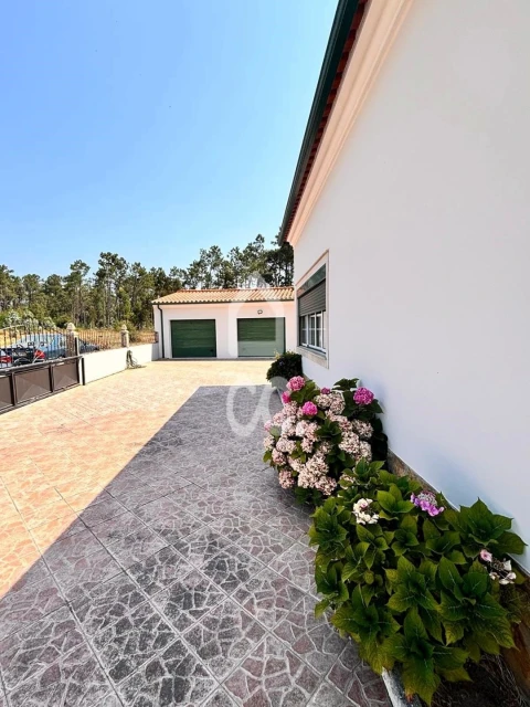Moradia T3 para Venda em Coimbrão