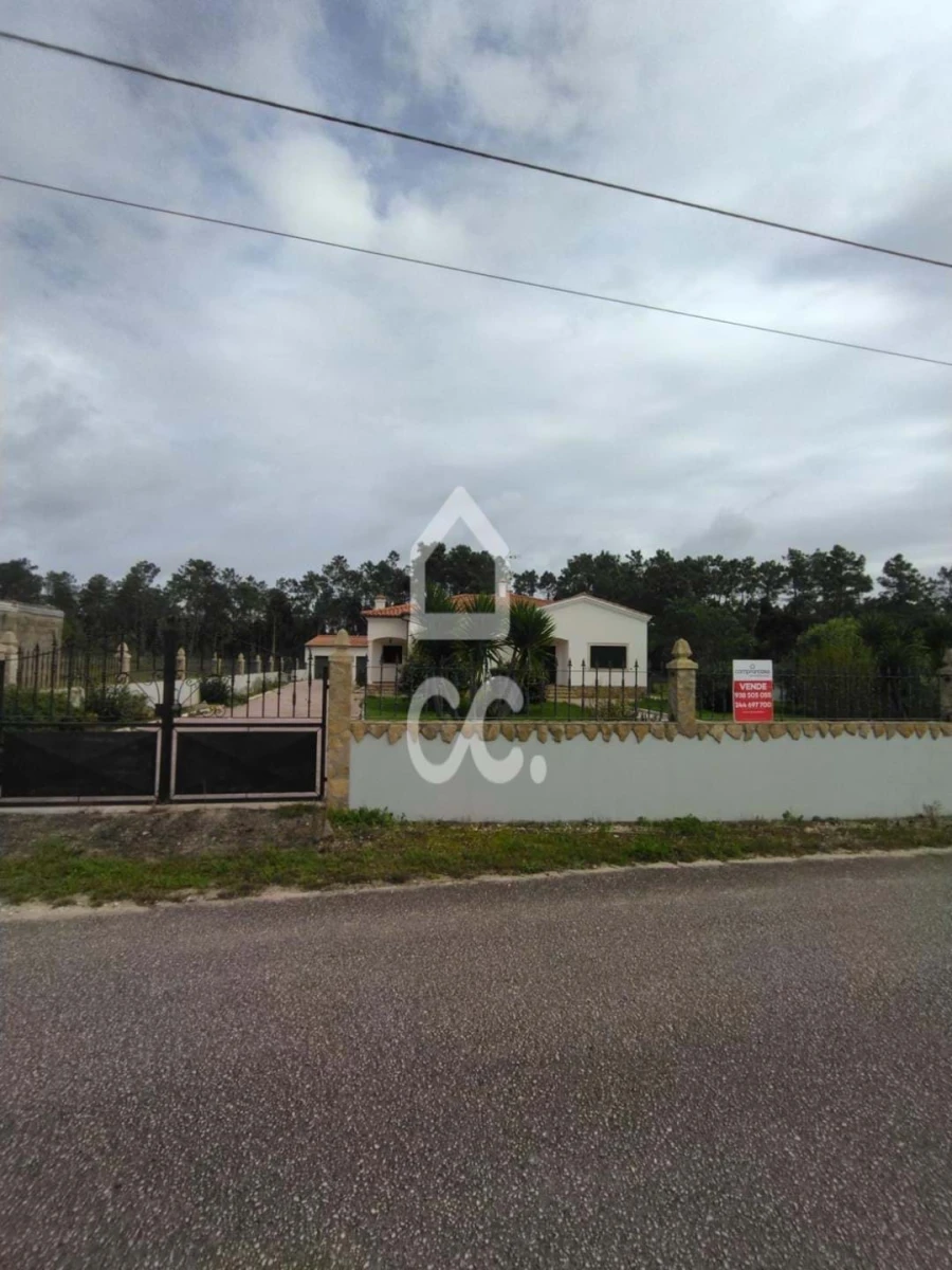 Moradia T3 para Venda em Coimbrão Foto 45