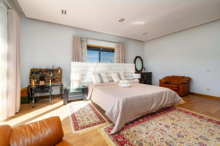 Moradia T4 para Venda em Loule (São Clemente) Foto 19