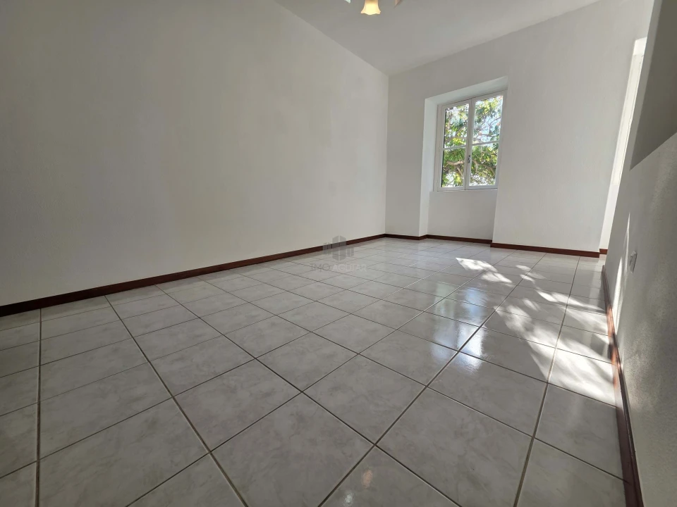 Prédio para Venda em Funchal (São Pedro) Foto 5