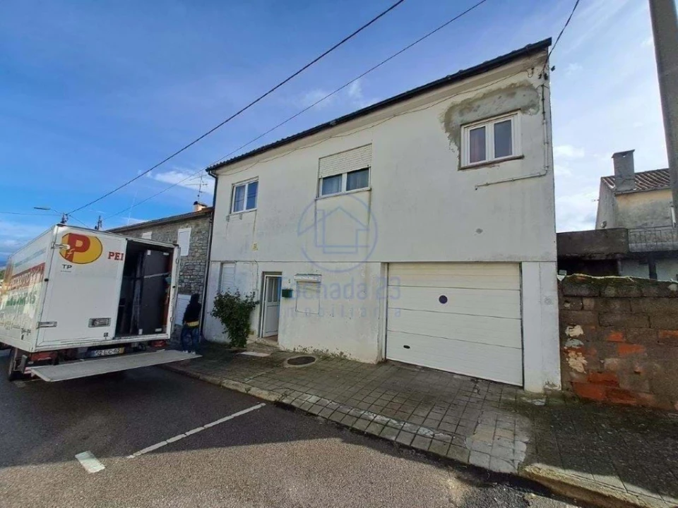 Moradia T4 para Venda em Sé, Santa Maria e Meixedo Foto 1