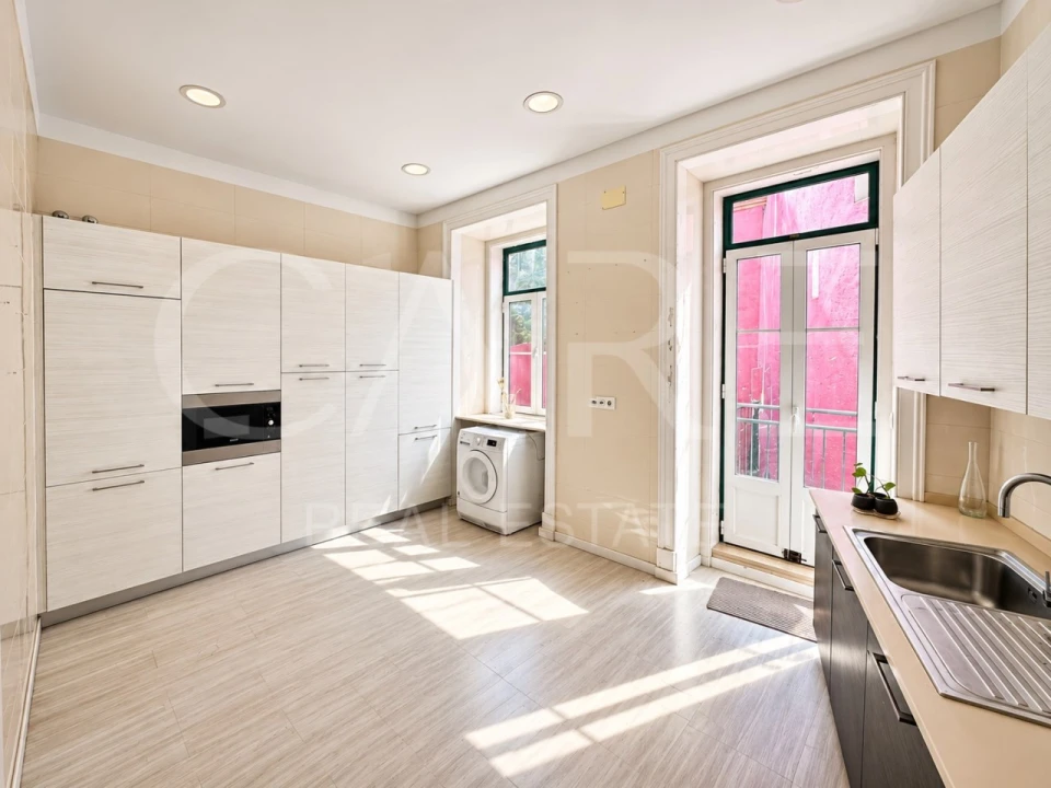 Apartamento T3 para Venda em Santo António Foto 11
