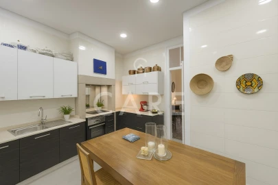 Apartamento T3 para Venda em Santo António