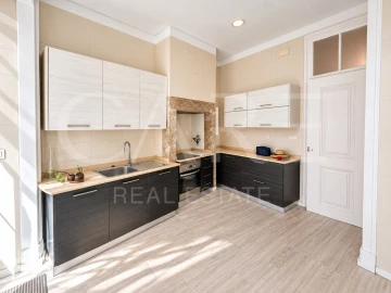 Apartamento T3 para Venda em Santo António