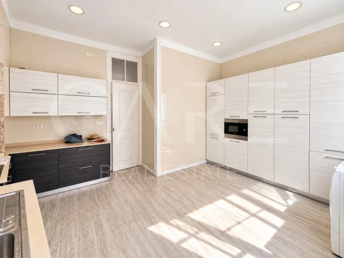 Apartamento T3 para Venda em Santo António Foto 13