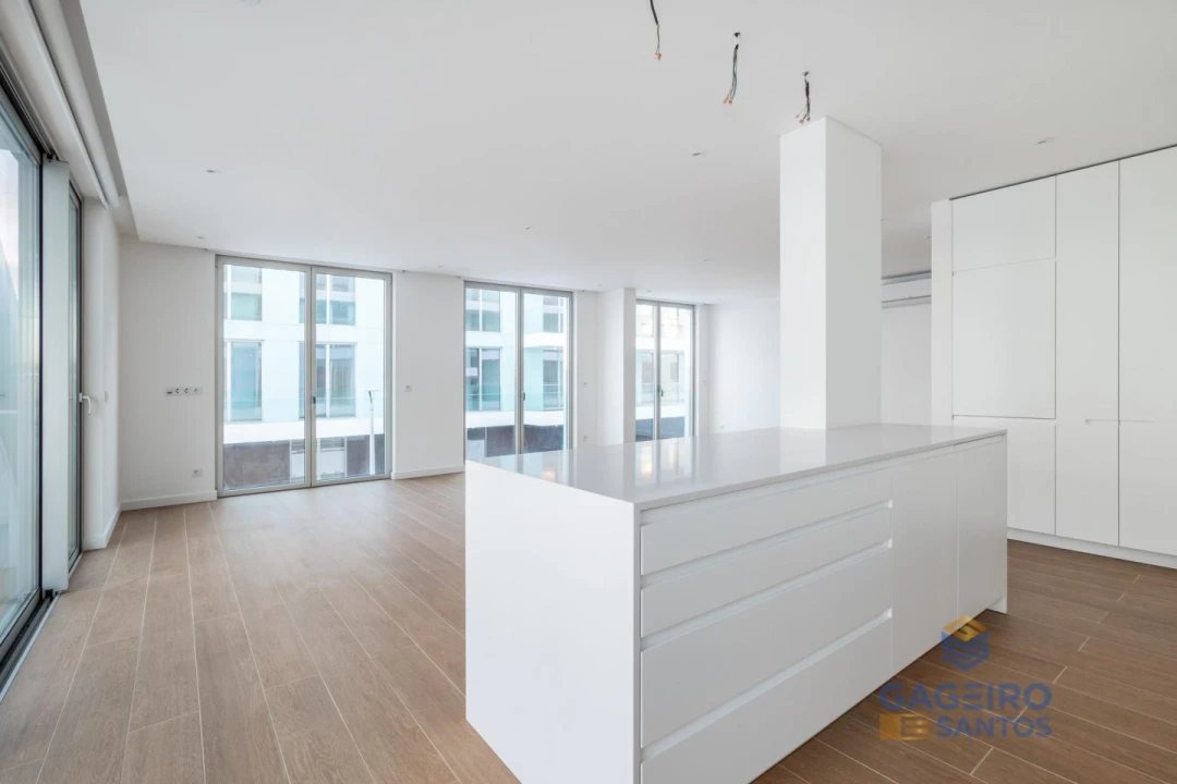 Apartamento T1 para Venda em São Martinho do Porto Foto 10