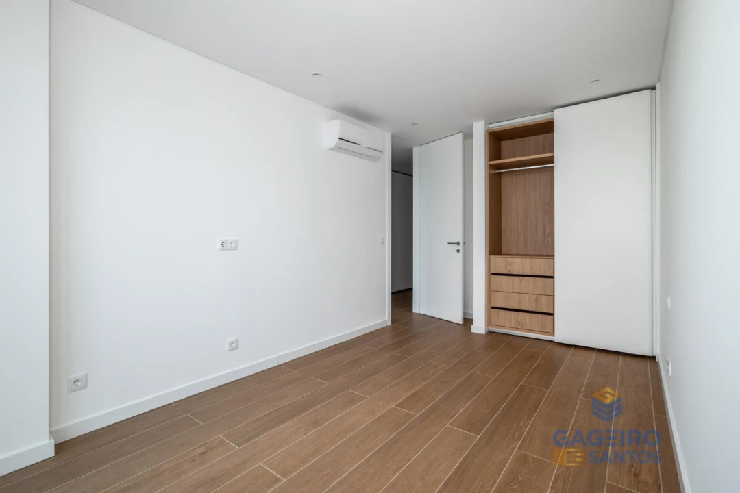 Apartamento T1 para Venda em São Martinho do Porto Foto 20
