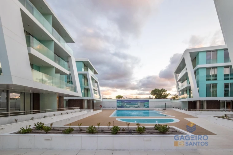 Apartamento T1 para Venda em São Martinho do Porto Foto 28