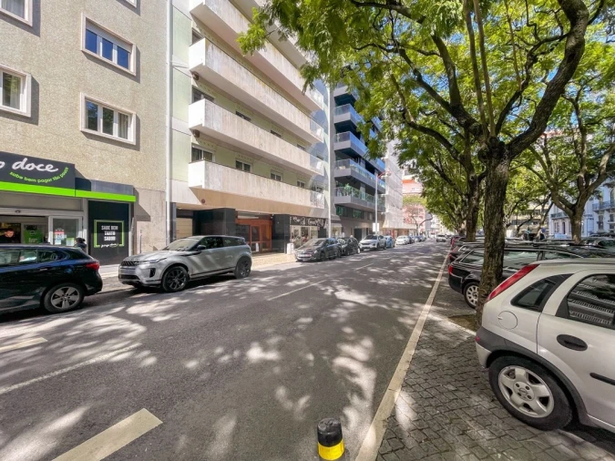 Negócio para Venda em Avenidas Novas Foto 8