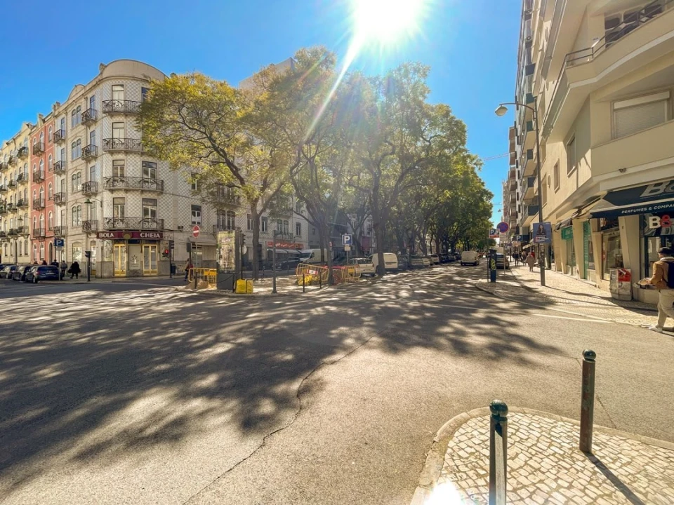 Negócio para Venda em Avenidas Novas Foto 7