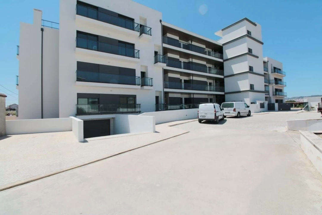 Apartamento T2 para Venda em São Martinho do Porto Foto 24