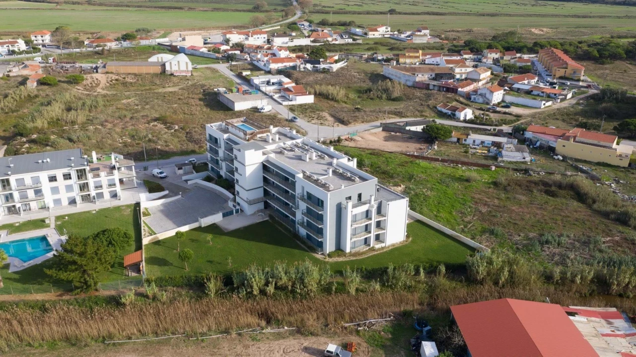 Apartamento T2 para Venda em São Martinho do Porto Foto 21