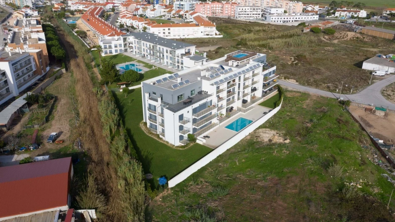 Apartamento T2 para Venda em São Martinho do Porto Foto 20