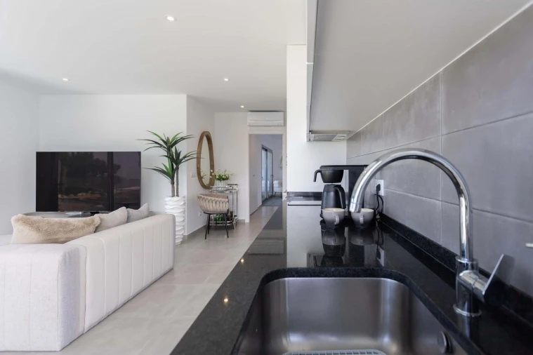 Apartamento T1 para Venda em Nazare Foto 3