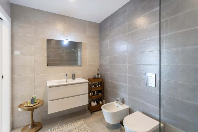 Apartamento T1 para Venda em Nazare Foto 7