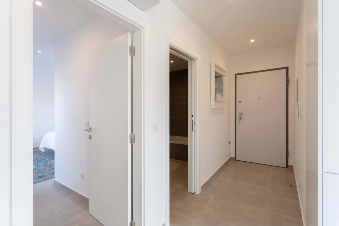Apartamento T1 para Venda em Nazare Foto 14