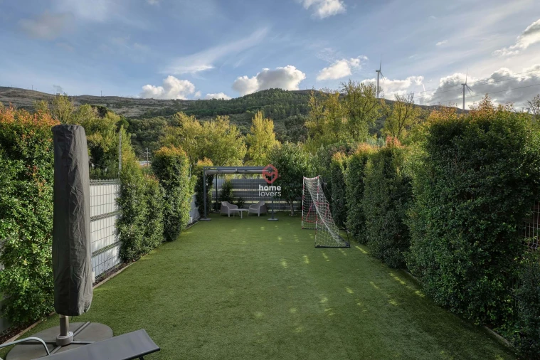 Moradia T3 para Venda em Bucelas Foto 36