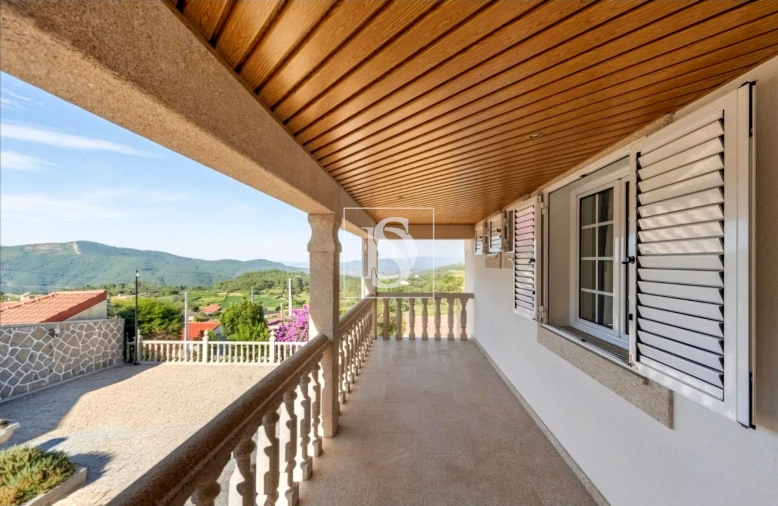 Moradia T6 para Venda em Vilar de Ferreiros Foto 30