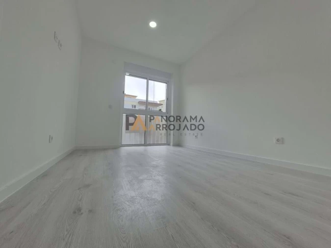 Apartamento T2 para Venda em Laranjeiro e Feijó Foto 29