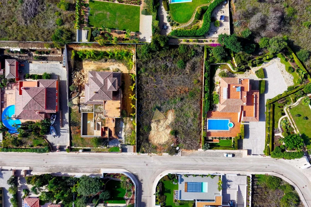 Terreno para Venda em Lagos (São Sebastião e Santa Maria) Foto 2
