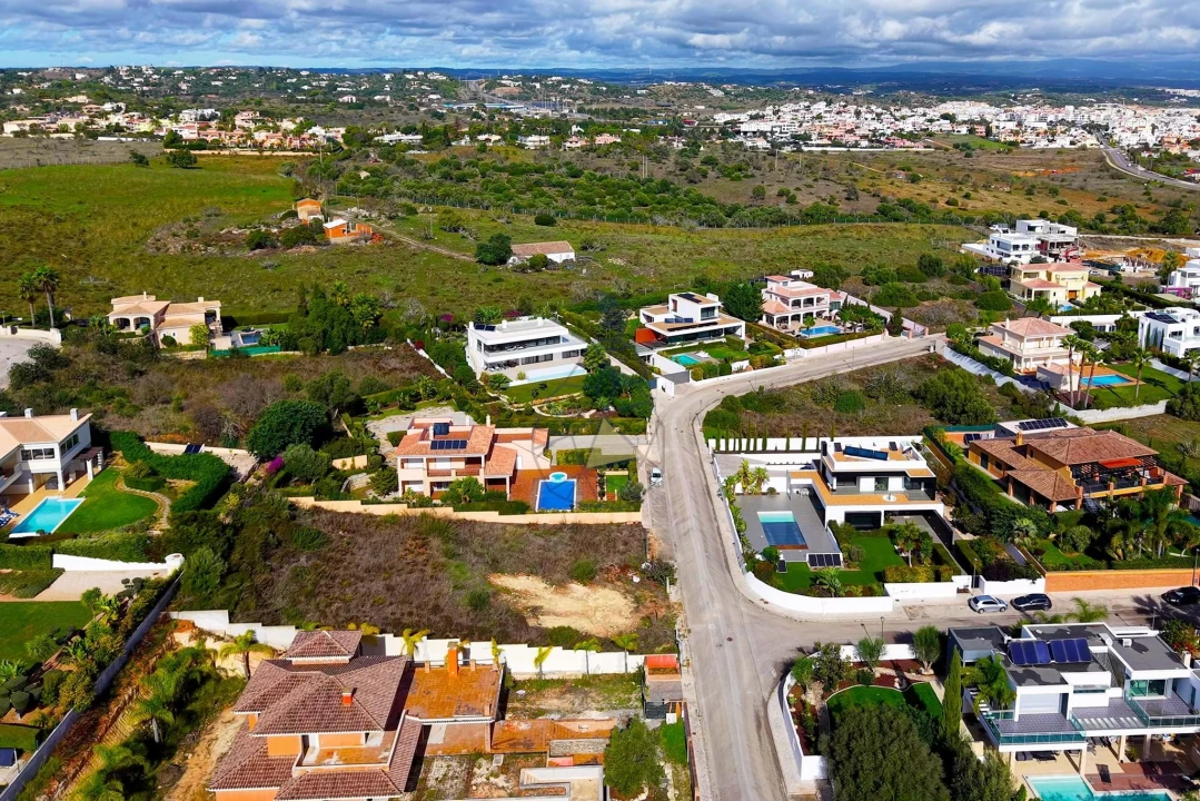 Terreno para Venda em Lagos (São Sebastião e Santa Maria) Foto 8