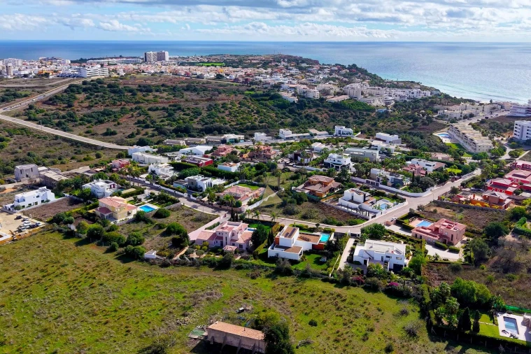 Terreno para Venda em Lagos (São Sebastião e Santa Maria) Foto 6