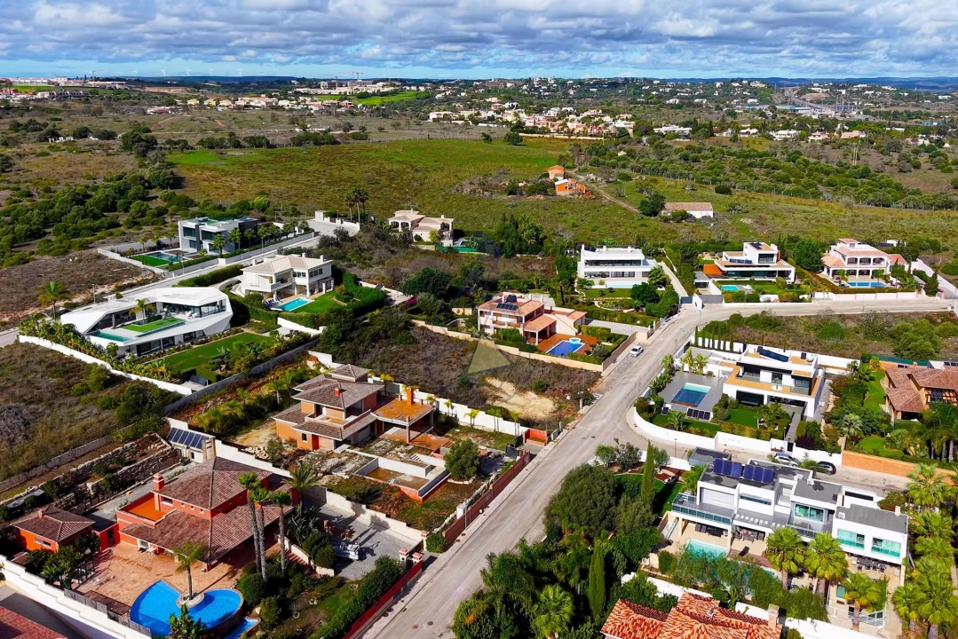 Terreno para Venda em Lagos (São Sebastião e Santa Maria) Foto 3