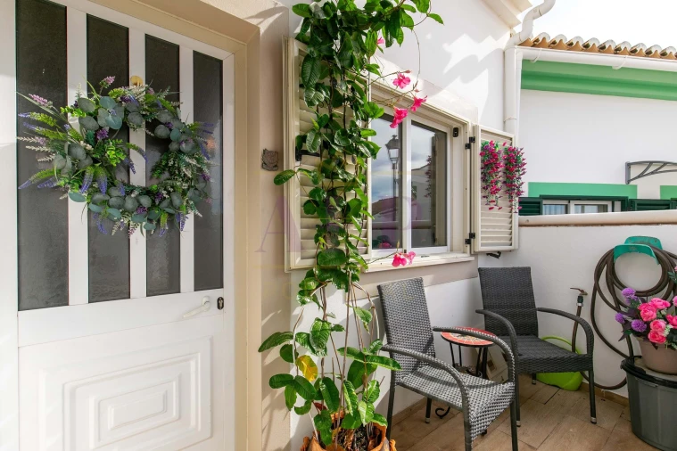 Moradia T3 para Venda em Lagos (São Sebastião e Santa Maria) Foto 2