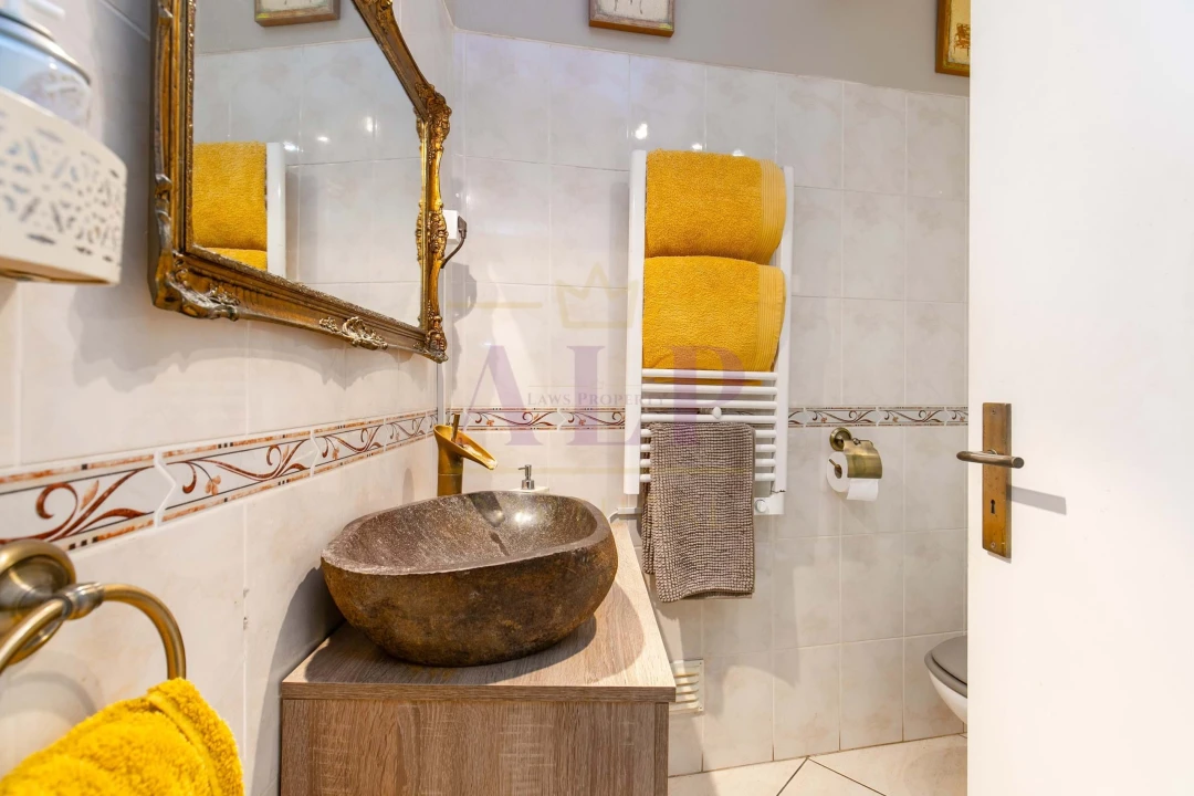 Moradia T3 para Venda em Lagos (São Sebastião e Santa Maria) Foto 15