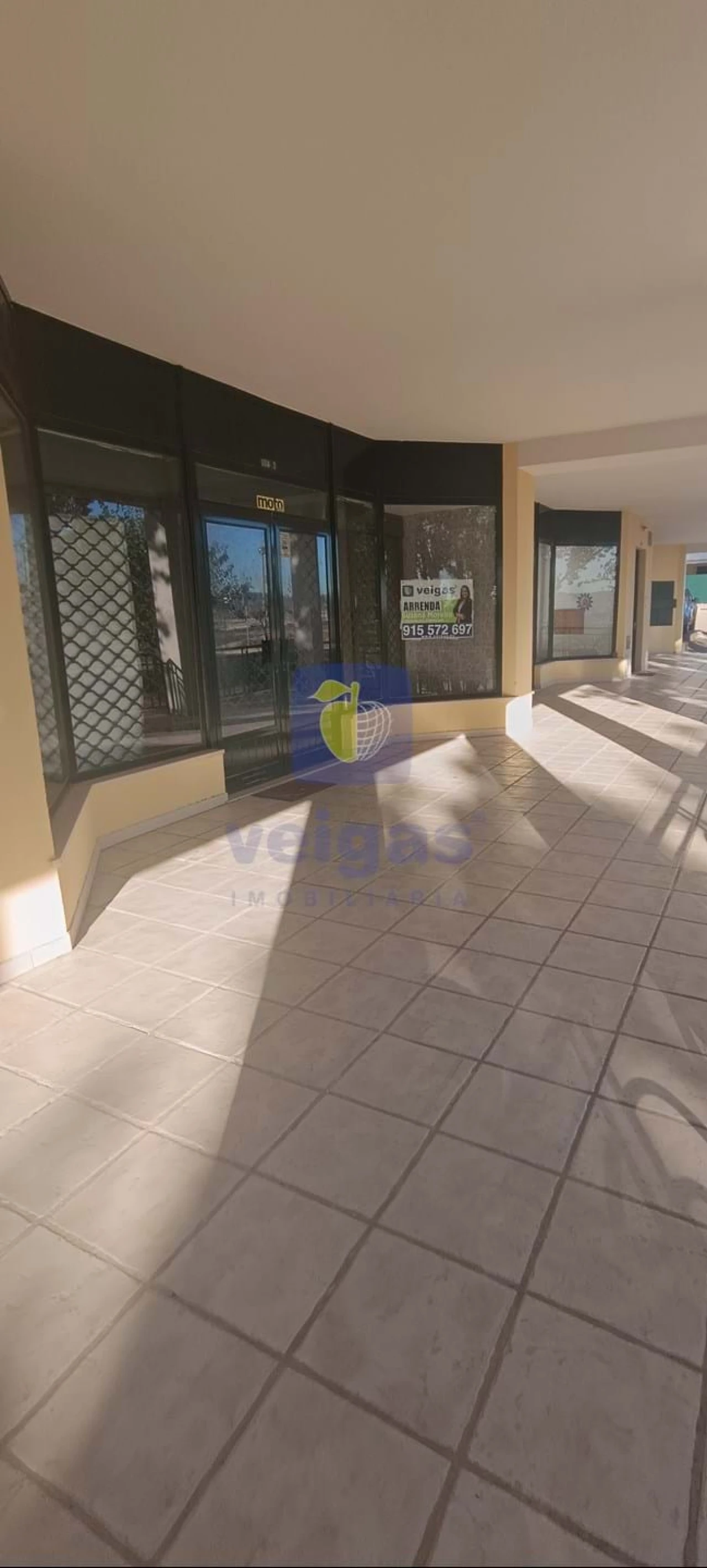 Negócio para Arrendamento em Santo António dos Cavaleiros e Frielas Foto 23