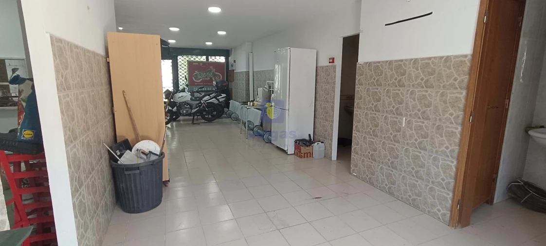 Negócio para Arrendamento em Santo António dos Cavaleiros e Frielas Foto 12