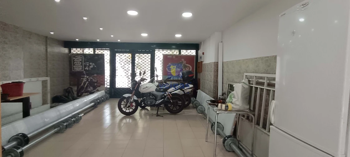 Negócio para Arrendamento em Santo António dos Cavaleiros e Frielas Foto 6