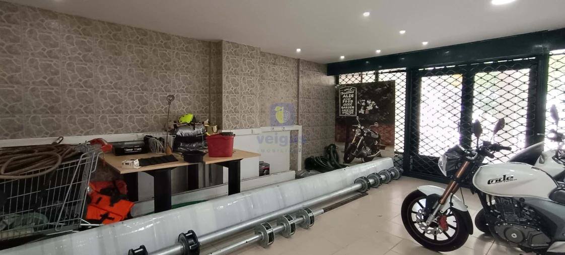 Negócio para Arrendamento em Santo António dos Cavaleiros e Frielas Foto 5