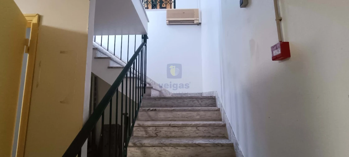 Negócio para Arrendamento em Santo António dos Cavaleiros e Frielas Foto 19