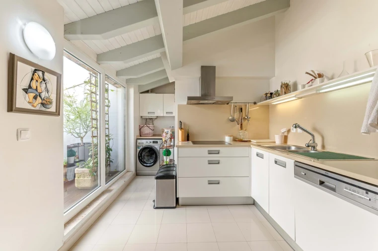 Apartamento T2 para Venda em Avenidas Novas Foto 9