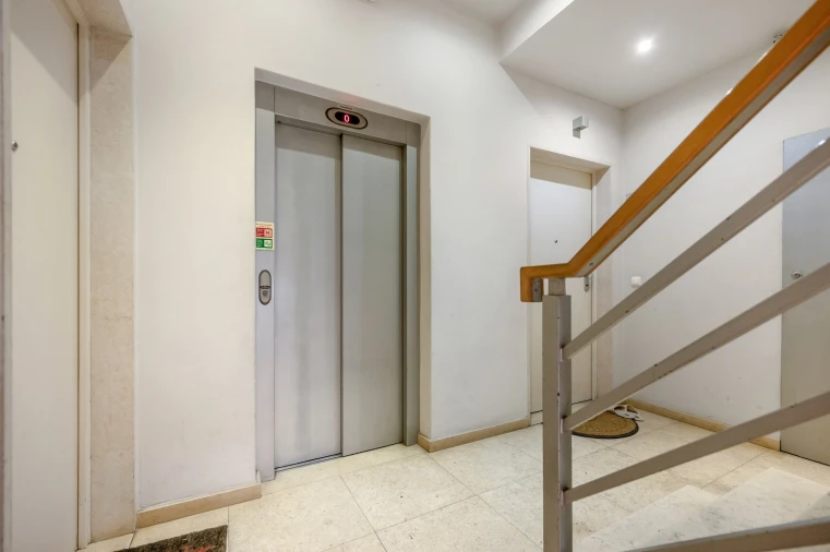 Apartamento T2 para Venda em Avenidas Novas Foto 49