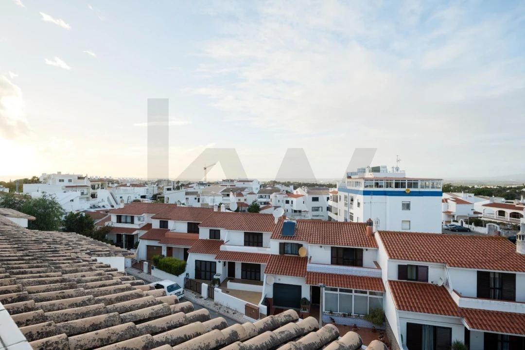 Apartamento T2 para Venda em Portimão Foto 23
