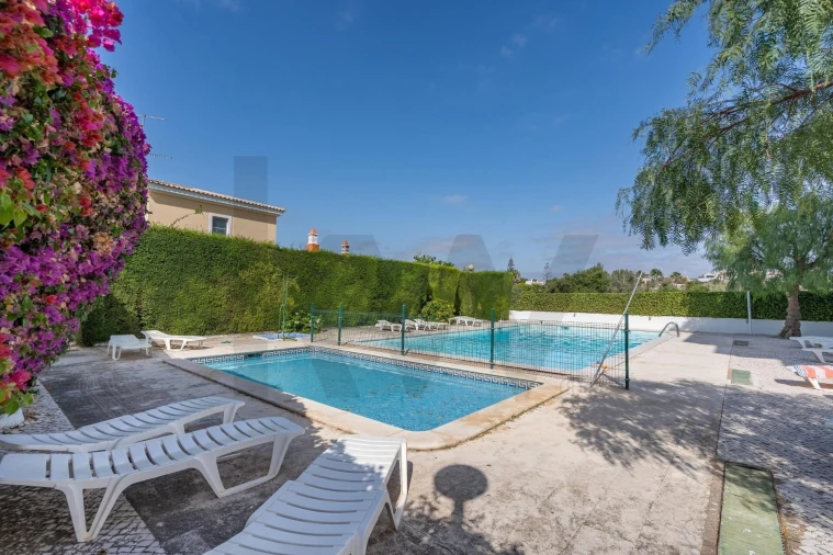 Apartamento para Venda em Alvor Foto 1