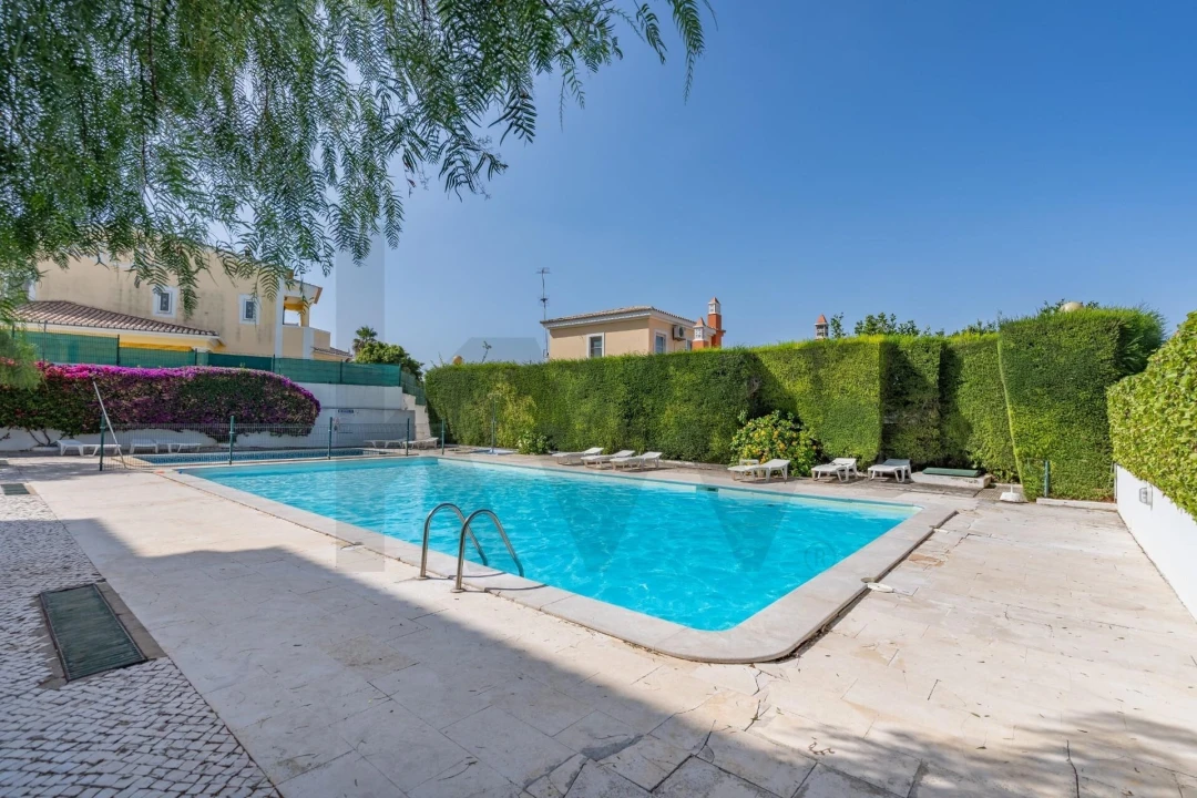 Apartamento para Venda em Alvor Foto 3