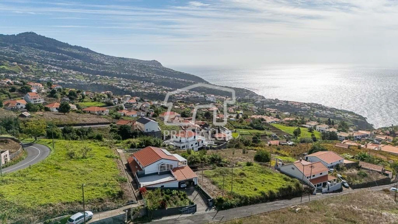 Moradia T5 para Venda em Estreito da Calheta Foto 22