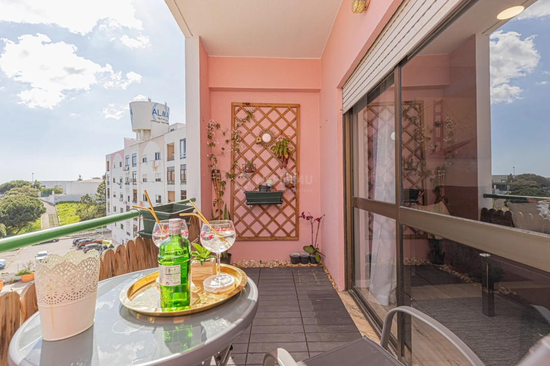 Apartamento T3 para Venda em Laranjeiro e Feijó Foto 6