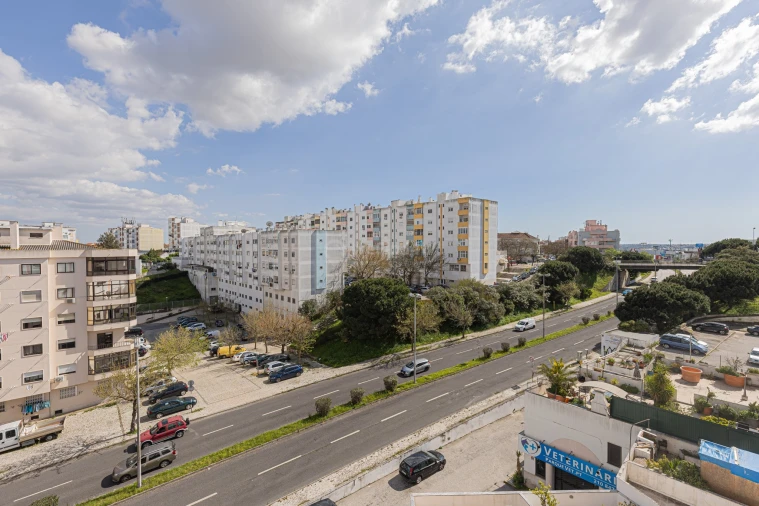 Apartamento T3 para Venda em Laranjeiro e Feijó Foto 32
