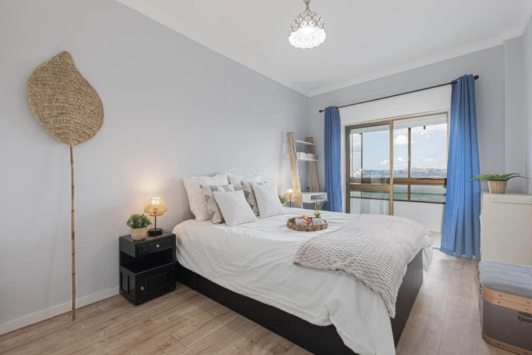 Apartamento T3 para Venda em Laranjeiro e Feijó Foto 40