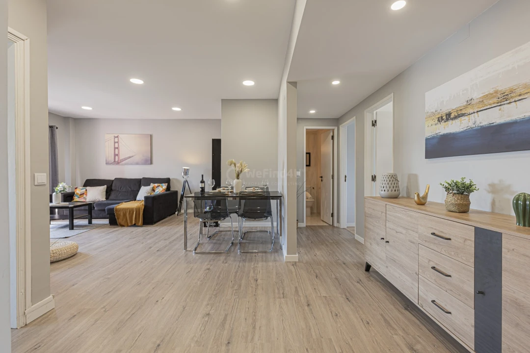 Apartamento T3 para Venda em Laranjeiro e Feijó Foto 2