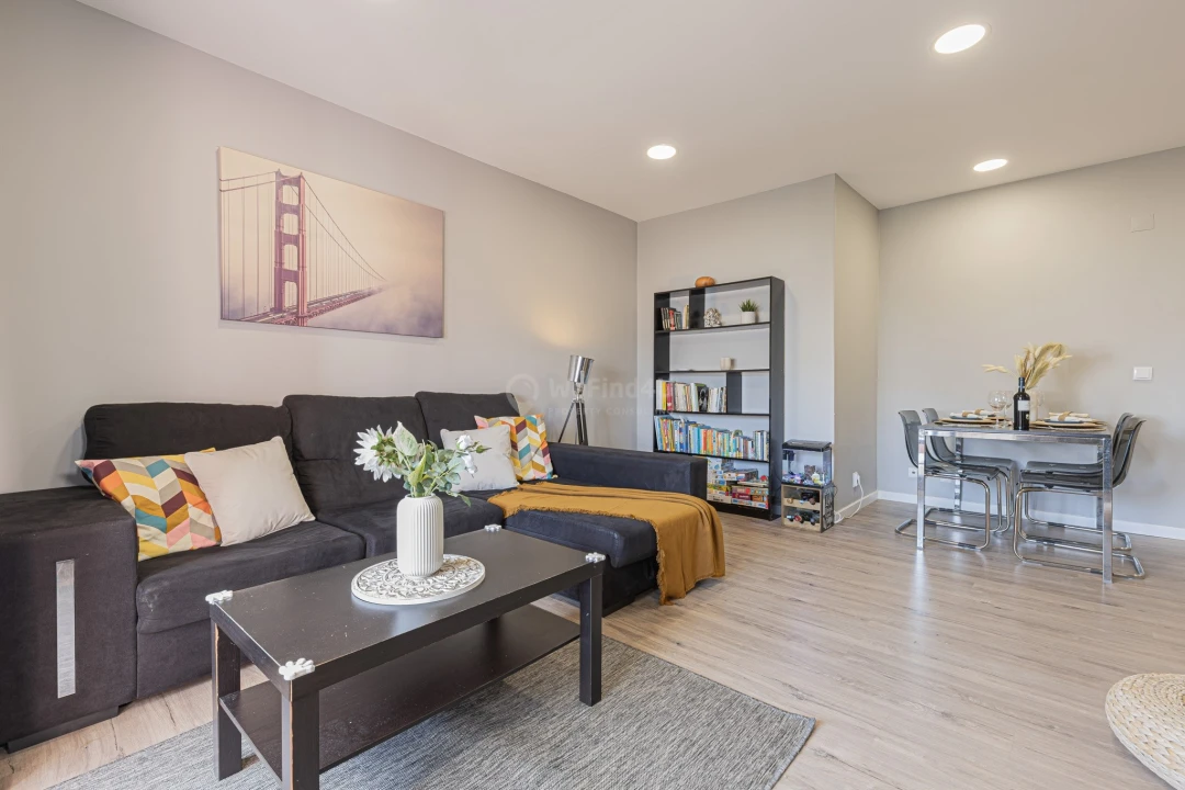 Apartamento T3 para Venda em Laranjeiro e Feijó Foto 7