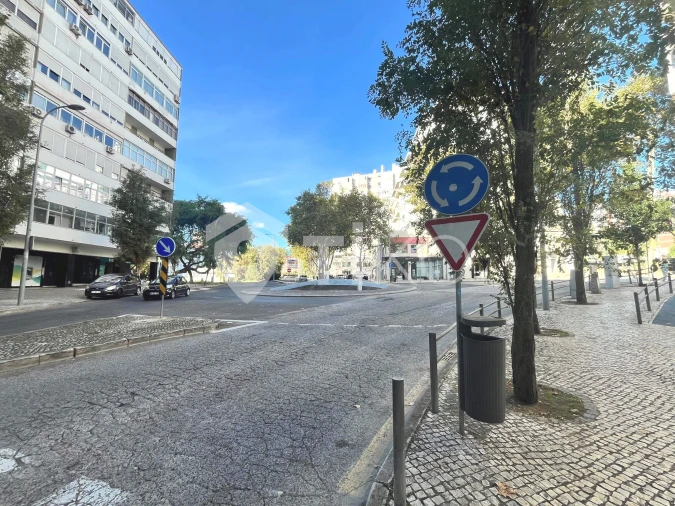 Apartamento T3 para Venda em São Domingos de Benfica Foto 20