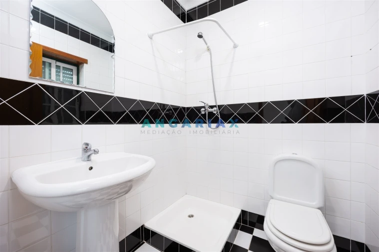 Moradia T3 para Venda em Marinha Grande Foto 10