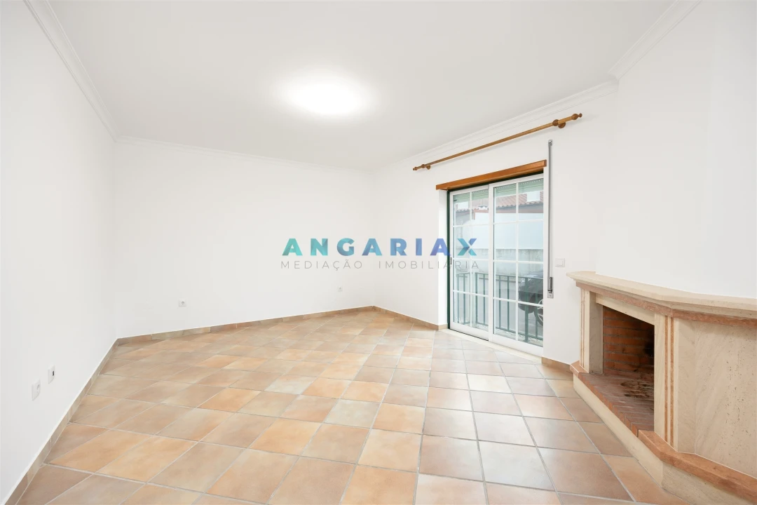 Moradia T3 para Venda em Marinha Grande Foto 1