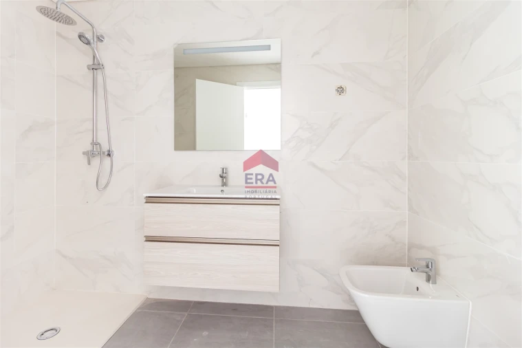 Moradia T3 para Venda em Tavira (Santa Maria e Santiago) Foto 15